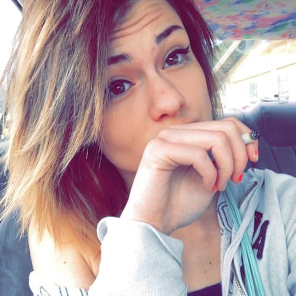 Meet your Posher, Nicole